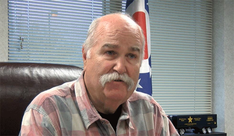 Sheriff rehires former deputy with criminal past