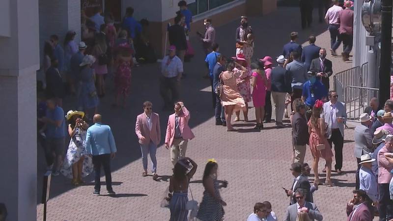 Fans at the Kentucky Derby