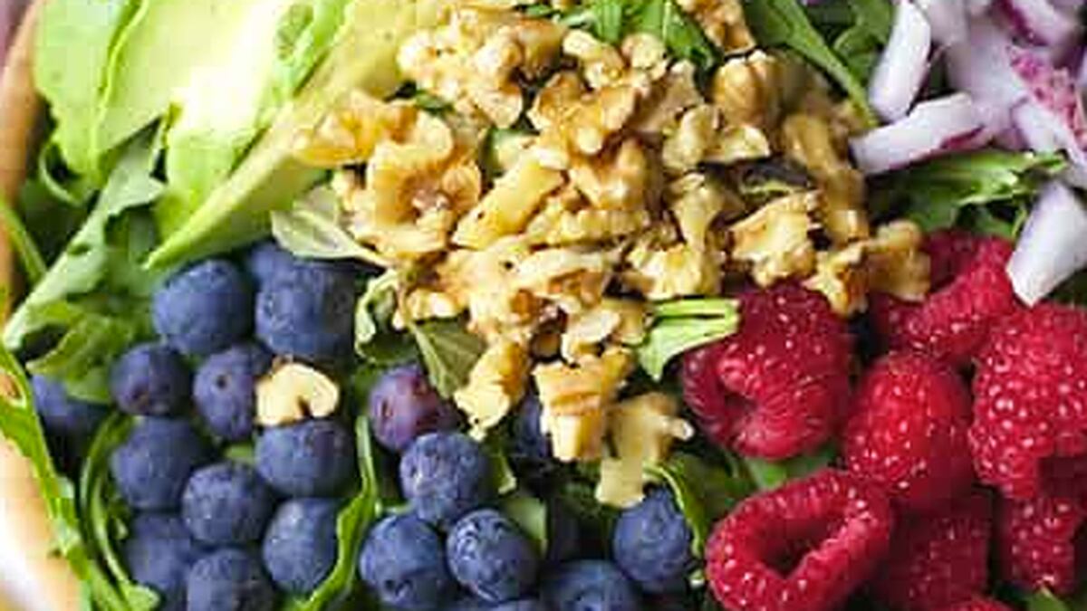 Lemon Blueberry Superfood Salad (from the Spicy Olive)