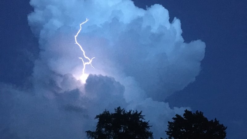 WATCH: Massive thunder cloud, visible for 50 miles, moves across Tri-State