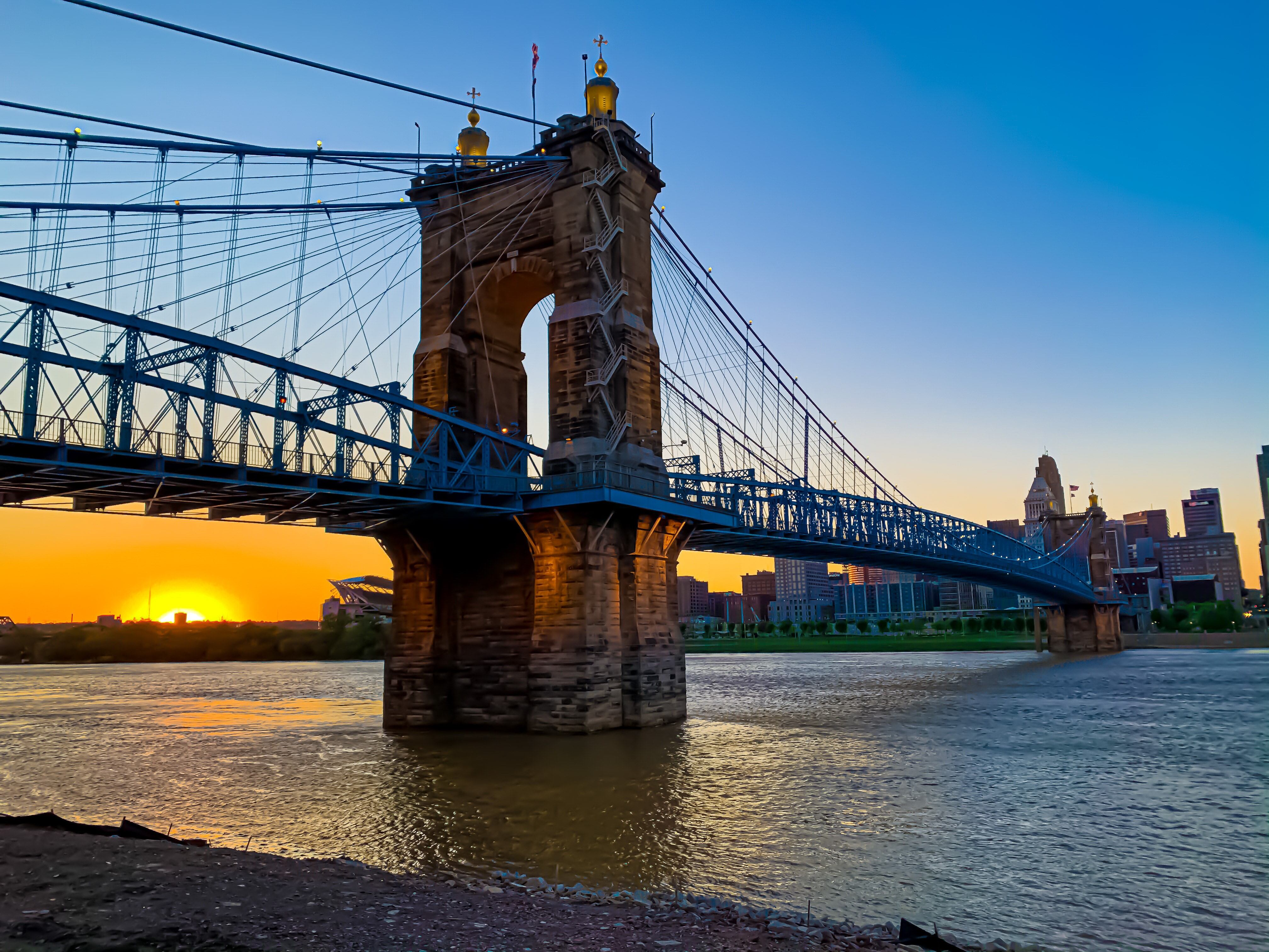 Man arrested for public intoxication after climbing up Roebling Bridge - Vimarsana News