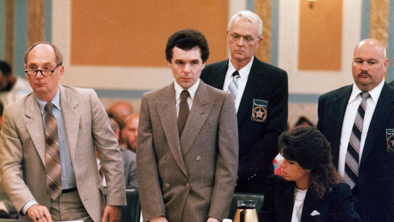 AUGUST. 18, 1987: Former Drake Hospital orderly Donald Harvey (center) and his attorney,...