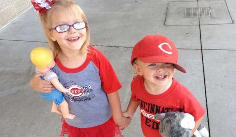 Official Baby Cincinnati Reds Gear, Toddler, Reds Newborn Baseball Clothing,  Infant Reds Apparel